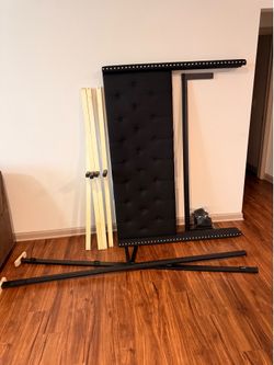 Queen Zi frame w/Headboard (screws) + Queen Box spring