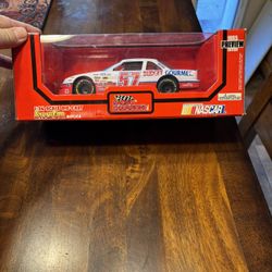 1:24 Scale Die-Cast Stock Car Replica, #57 Budget Gourmet 1995 Preview Edition