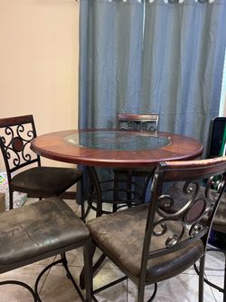 LACKS Glass/wood Table with 5 tall chairs