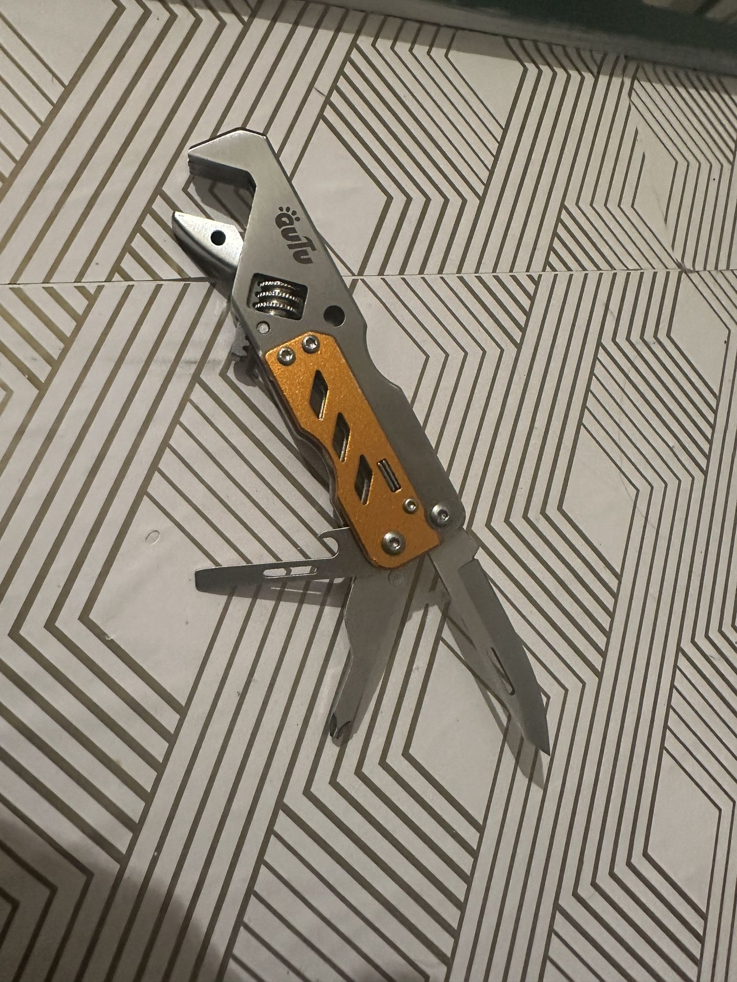Adjustable Multi Tool