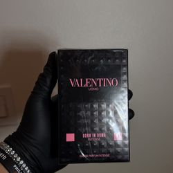 Valentino cologne