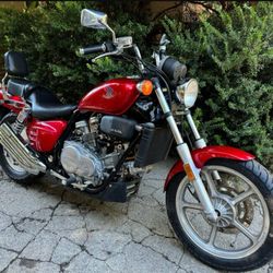 1987 Honda Vf700C Super Magna