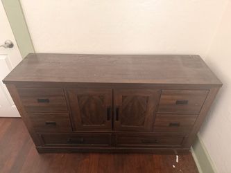 Entertainment Center or Drawers