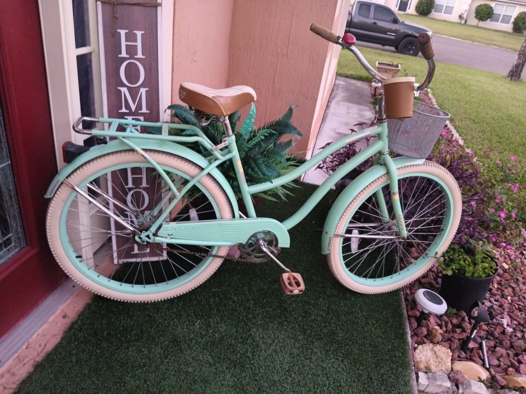 Light Blue Beach Cruiser 