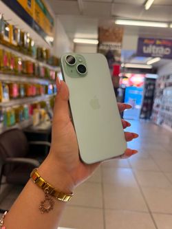 Iphone 15 128GB UNLOCKED✔️
