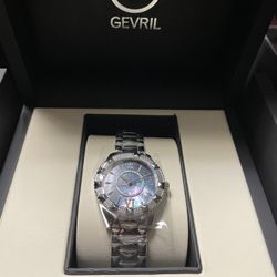 Women's Genoa Diamond Dial Bracelet Watch, 37mm GV2