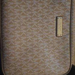 Michael Kors Crossbody Purse 