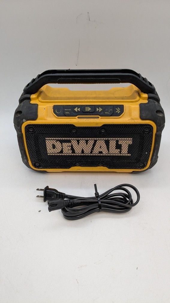 DeWalt (DCR010) 20-V Cordless Bluetooth Speakers (Tool Only)