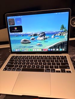 Apple MacBook Air M1 Laptop