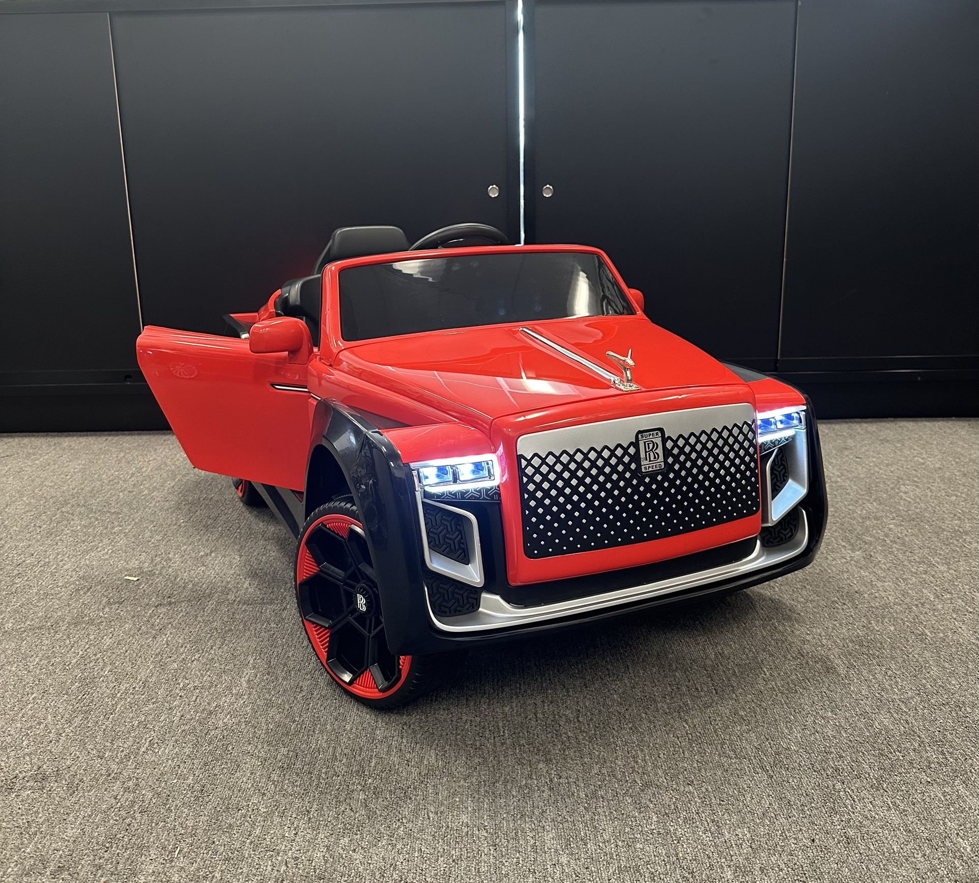 Brand New Ride On Power Wheels Rolls Royce Car For Kids