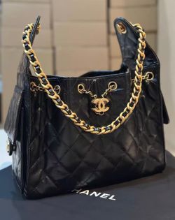Chanel black shoulder bag