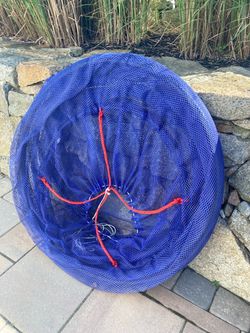 Floating live bait net