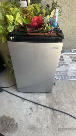 Arctic King Mini Fridge Stainless Steel