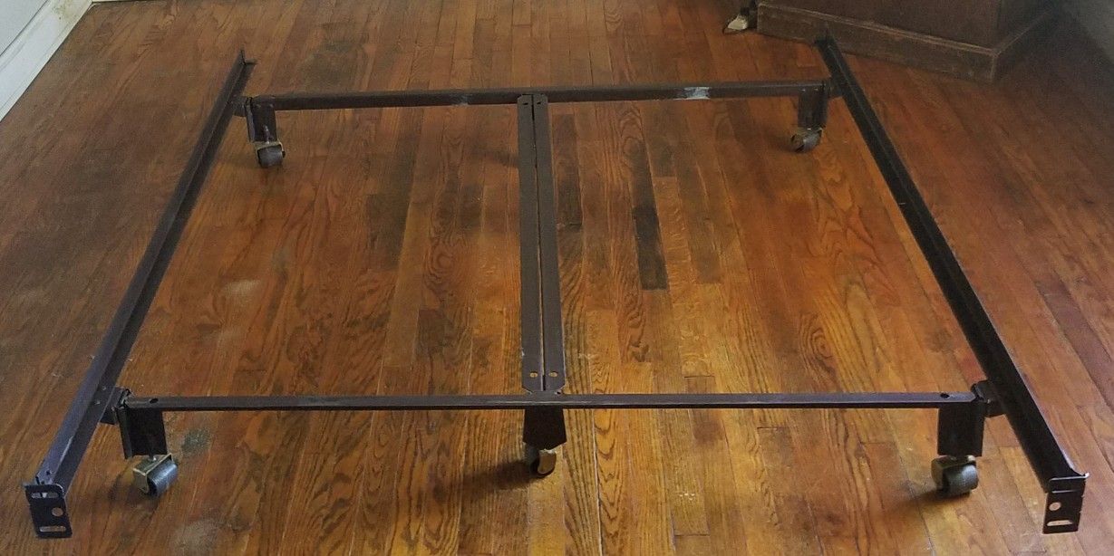 HEAVY DUTY YVETTE QUEEN SIZE BED RAILS / FRAME for Sale in Posen, IL