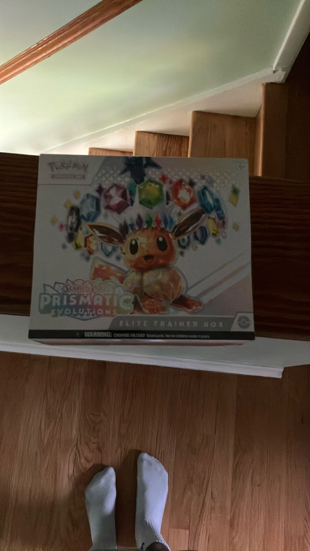 Prismatic Evolution Etb