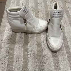Worn Once Platform Sneaker