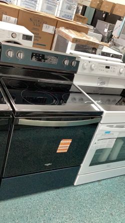 Stove electric with air fryer convection oven whirlpool BSS
