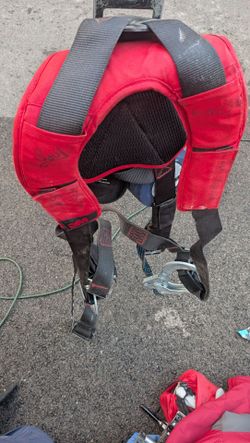 3M safety harness $100 OBO