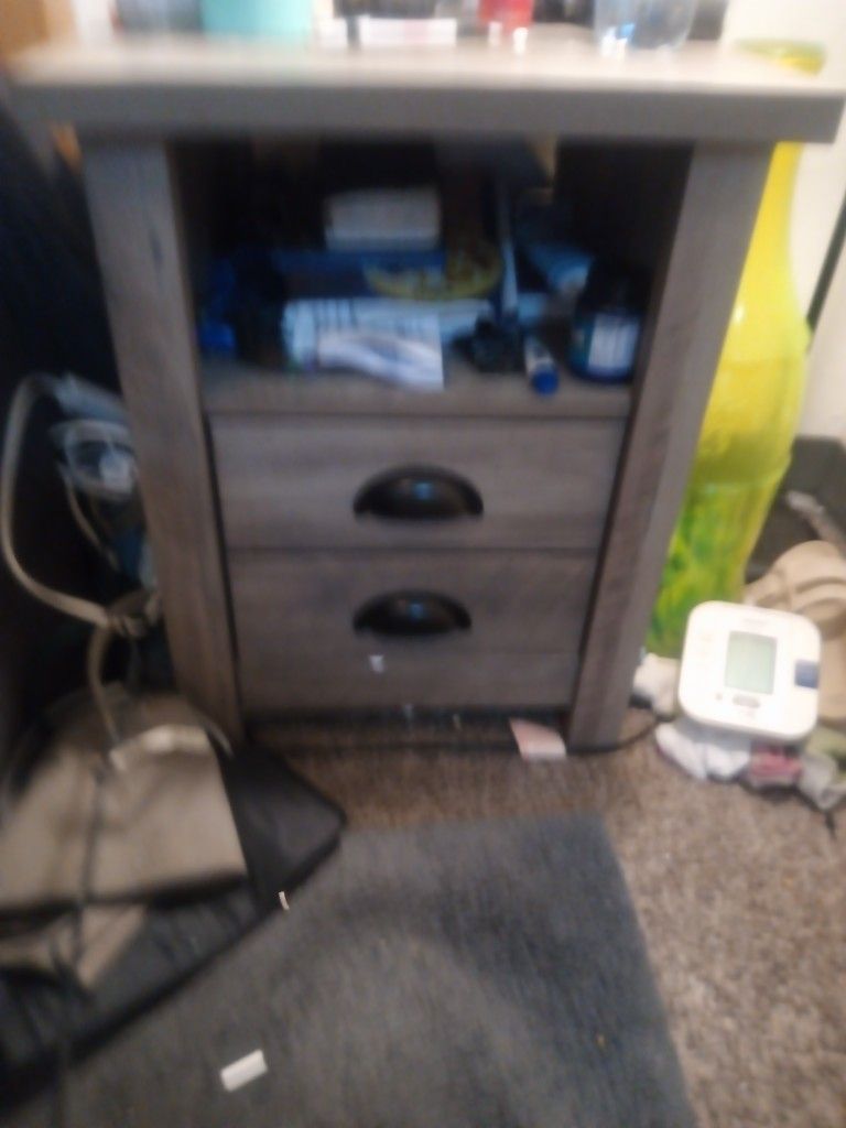 End Table Asap Moving 