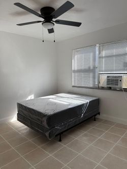 Full Mattress and Box Spring Set with Frame
