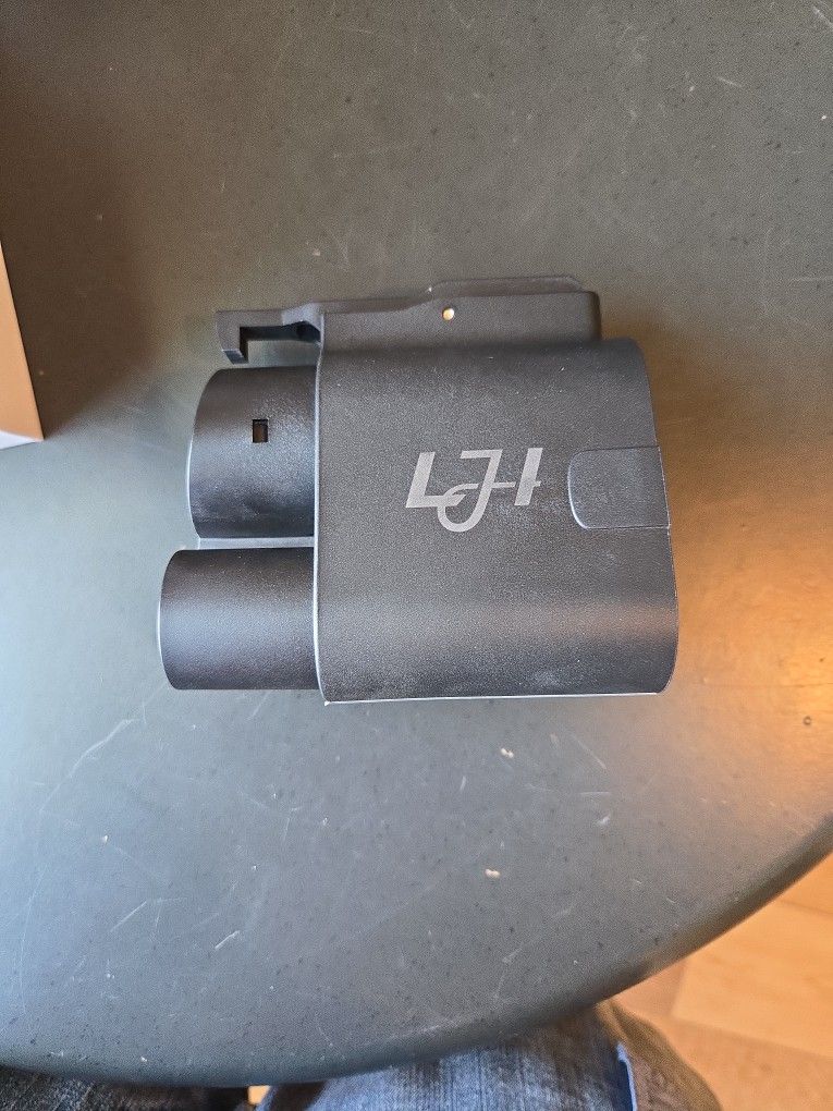 Nacs To CCS Adapter