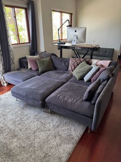 Large Gray Sectional Sofa with Chaise