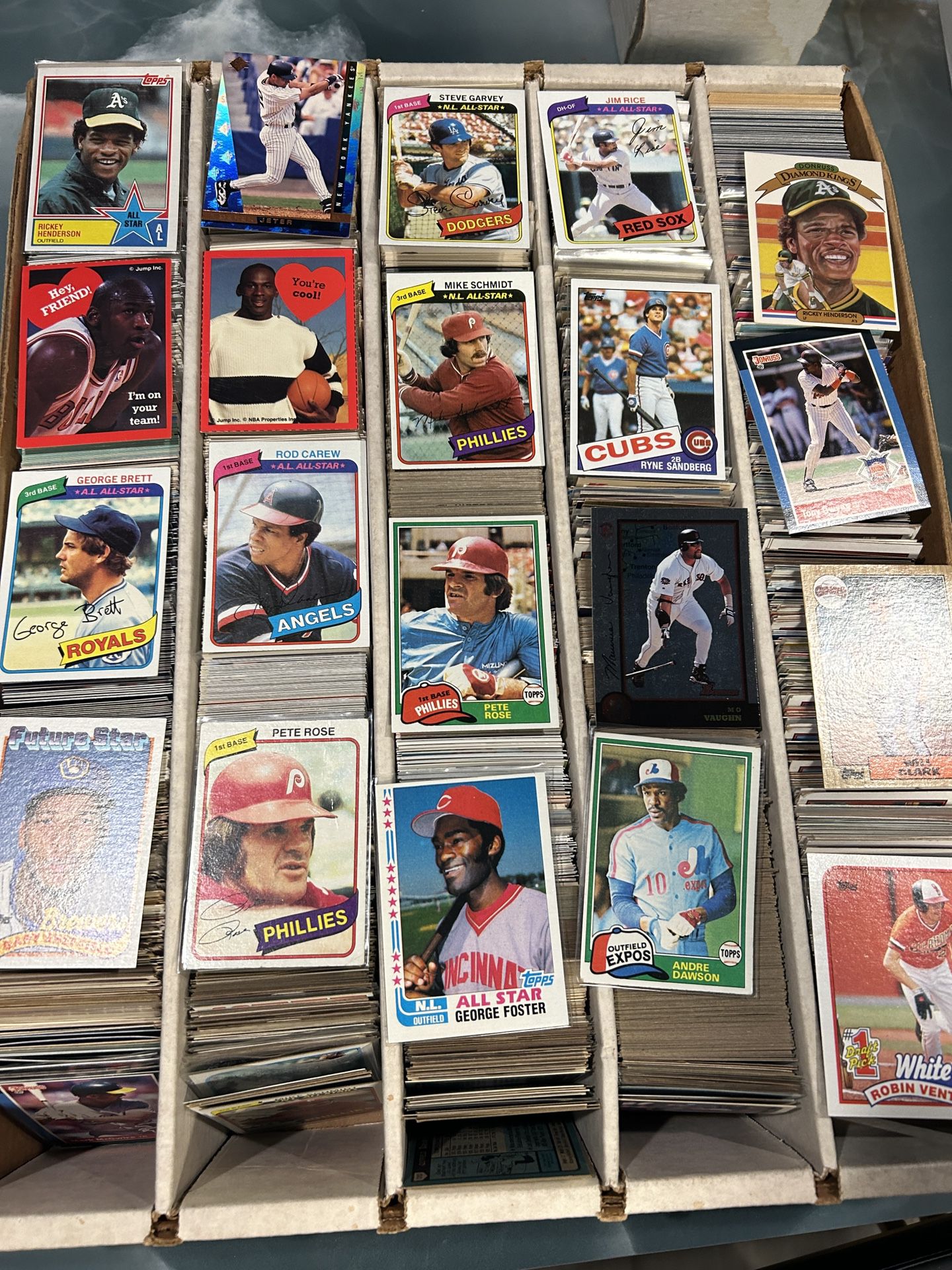 Baseball Cards SEE PICS. 6000 Ct Box Stars Hall Of Famers Rookies 