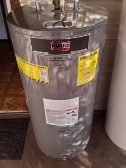 $$200$$ electric water heater still new!