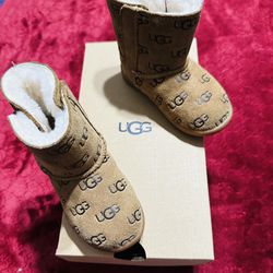 Ugg Boots Size 6 Toddler 