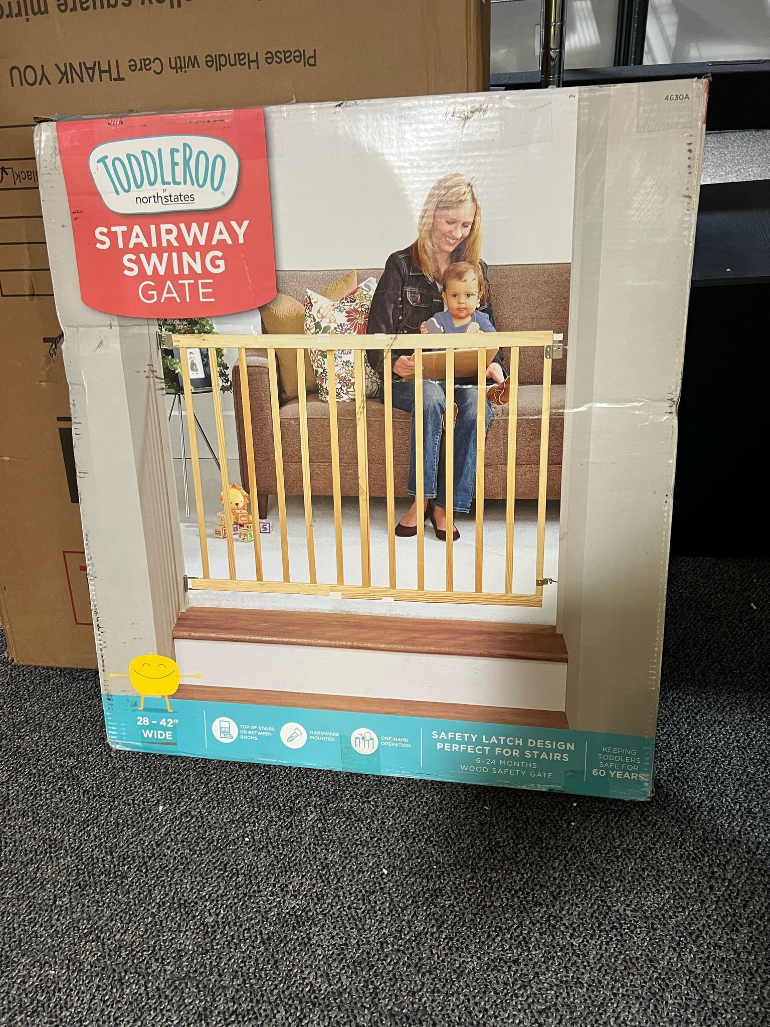 TODDLEROO northstates STAIRWAY SWING GATE 28 - 42"
