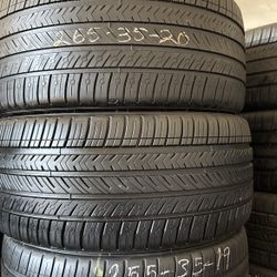 Two Tires (2) 265-35-20 Michelin Pilot sport All Season