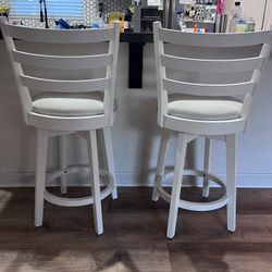 Bar stools (White) 