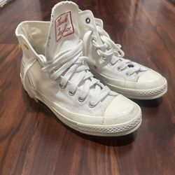 Chuck Taylor Converse Shoes - Women's Size 9