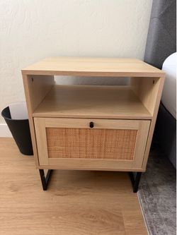 Night stand modern