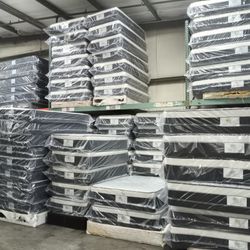 💥💥💥GIGANTIC LUXURY ORTHOPEDIC MATTRESS SET LIQUIDATION SALE 💥💥💥