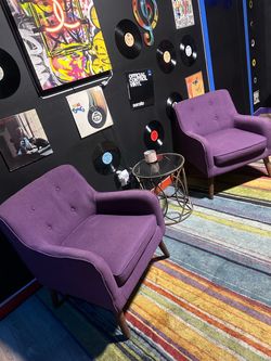 Set of 2 Purple Accent Chairs – Excellent Condition