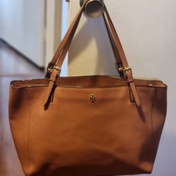 Tory Burch tan bag