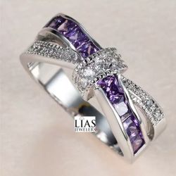New 18k White Gold Wedding Ring 