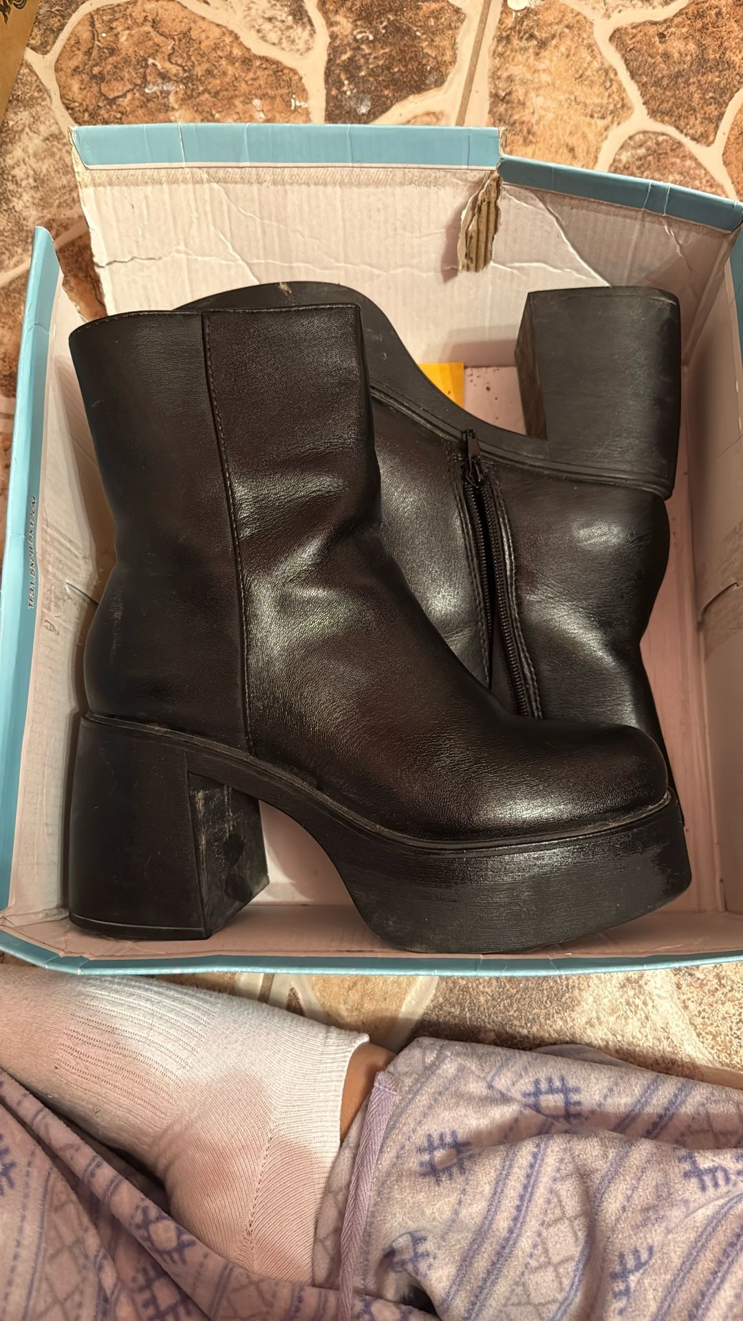 Black Boot