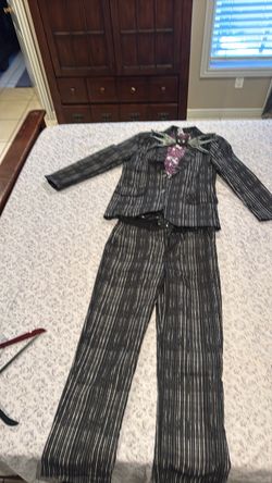 Jack skellington suit