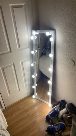 Full-Length Hollywood Vanity Mirror with Lights