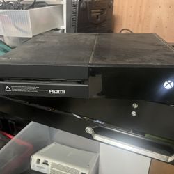 Microsoft XBOX ONE Console - Model 1540 - Power Brick + HDMI + One Controller