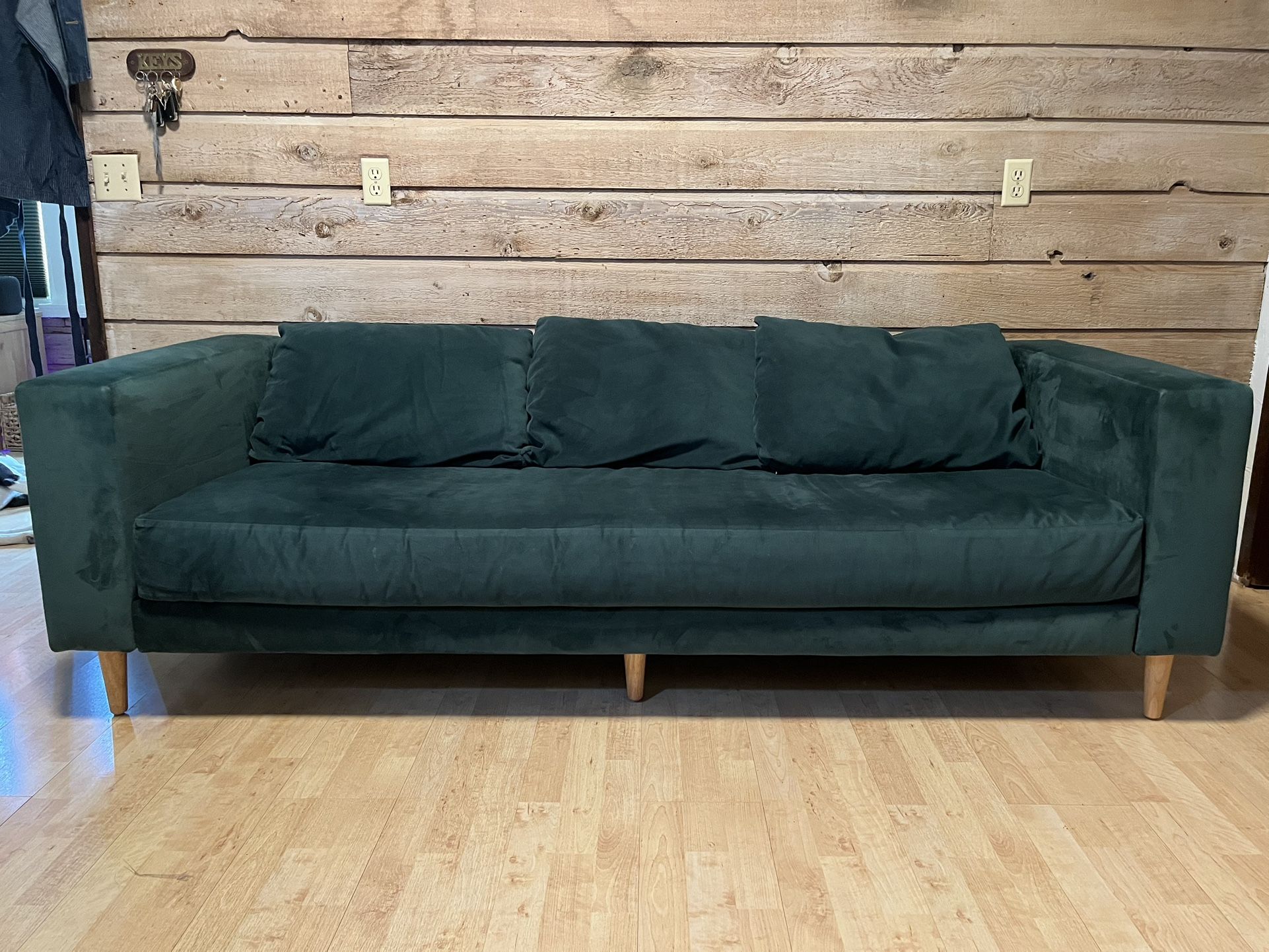 SABAI Essential Sofa (moss green velvet w/ natural legs)