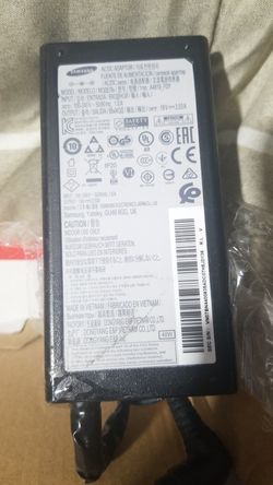SAMSUNG Charger