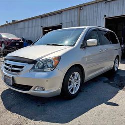 2004 Honda Odyssey 