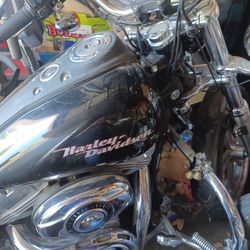 2007 dyna super glide Harley