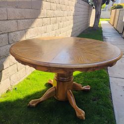 Round Kitchen Table