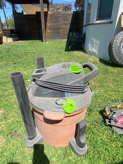 Shop vacuum-Needs hose