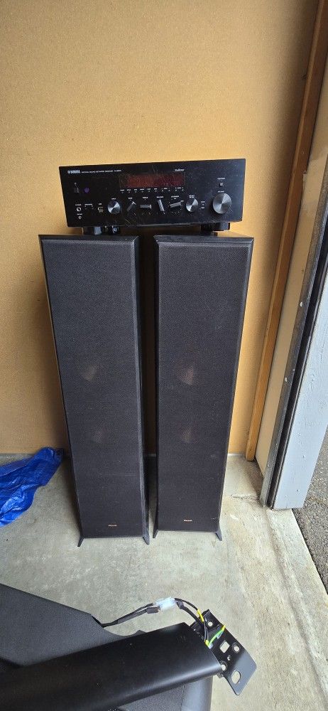 Klipsch speakers 8000F