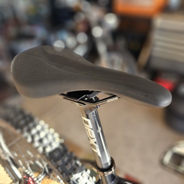Specialized Bridge Saddle